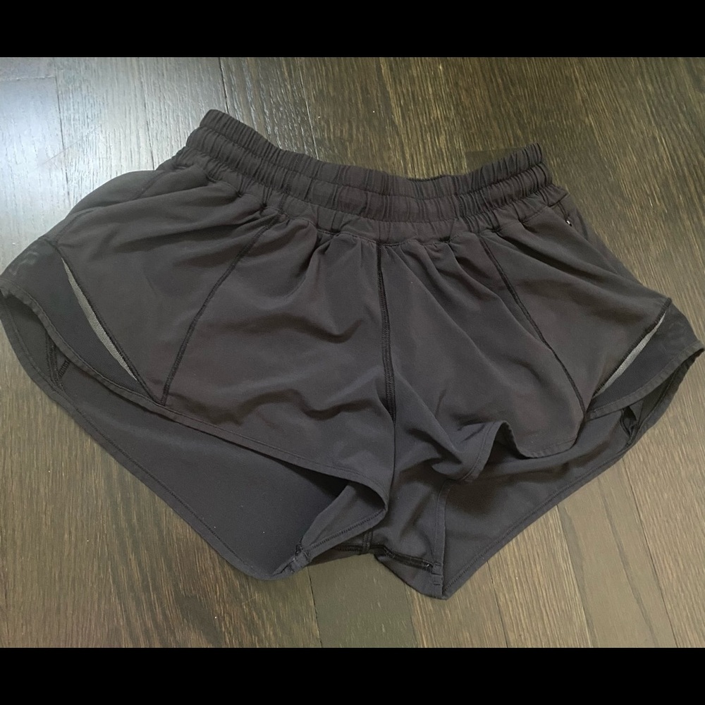 Black Lululemon Hotty Hot shorts